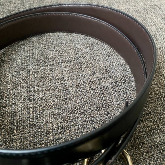 Reversible Black/Brown Belt with Interchangeable Buckle - Picture 2 of 5